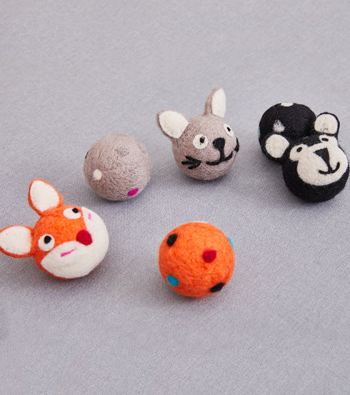 Engage Your Cat with Our Colorful Felt Stretch Ball Cat Toy